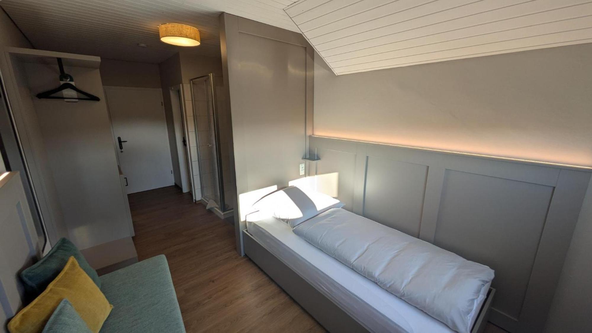 Landhotel Sonneneck - Breuna Im Naturpark Eksteriør billede